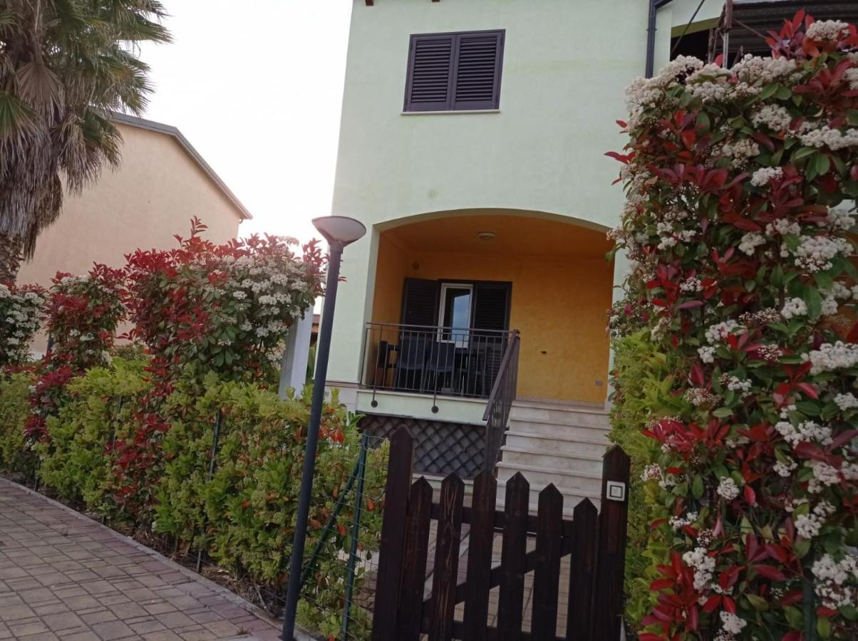 Case Vacanza Villaggio Riva Azzurra Policoro Luaran gambar